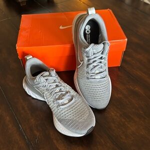 NIKE Women’s React Infinity Run Fly Knit 2